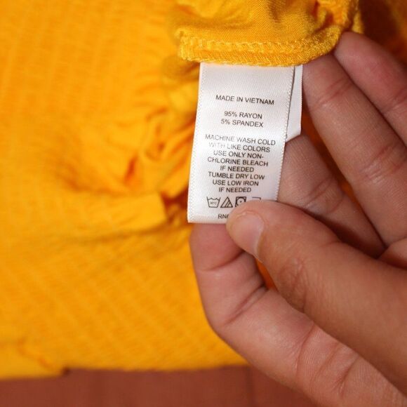 1. State Yellow Sleeveless Round Neck Tank Tops Women's Size M - Picture 9 of 9